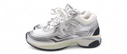 Chanel Runner